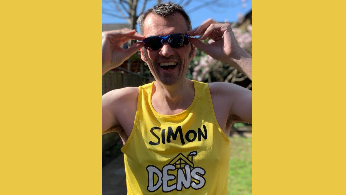 howellpenny's tweet photo. Good luck to everyone running the @LondonMarathon this Sunday!! 
Our Creative Director Simon Howell is filling up on carbs and getting ready for the occasion! Every donation towards @DENSinDacorum will help motivate him: 
https://t.co/pga2SufxTd
#LondonMarathon2019 #GoodLuck https://t.co/OLYK0AUT8b