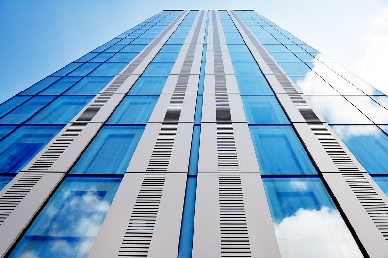 apa_systems's tweet image. Our #FacadeFriday this week is a #Flashback to #ColliersWoodTower in #London. Before the fantastic transformation by @kdsassociates, it was named "#LondonsUgliestBuilding" in a @BBC poll. APA's TB60 SG #facade system was installed on this @JJRhatigan project.