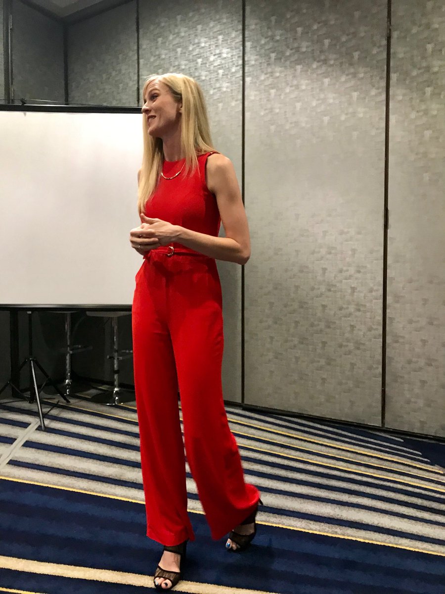 JoyPublicity's tweet photo. Good morning from Irvine with Allison Larsen at #SpotlightSummit https://t.co/ybDHe0UeLj