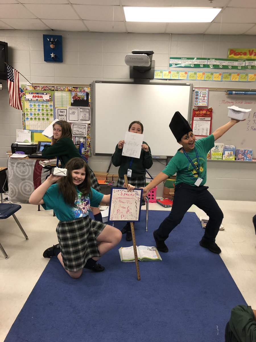johnson_league's tweet photo. Each group was given a play script to act out using all the elements of play. They did a great job! π #superin4th #johnsonsheroes #elementsofplay #bringingreadingtolife @EicholdMertzMST @MDuBoseAdams https://t.co/u4fEub2co4