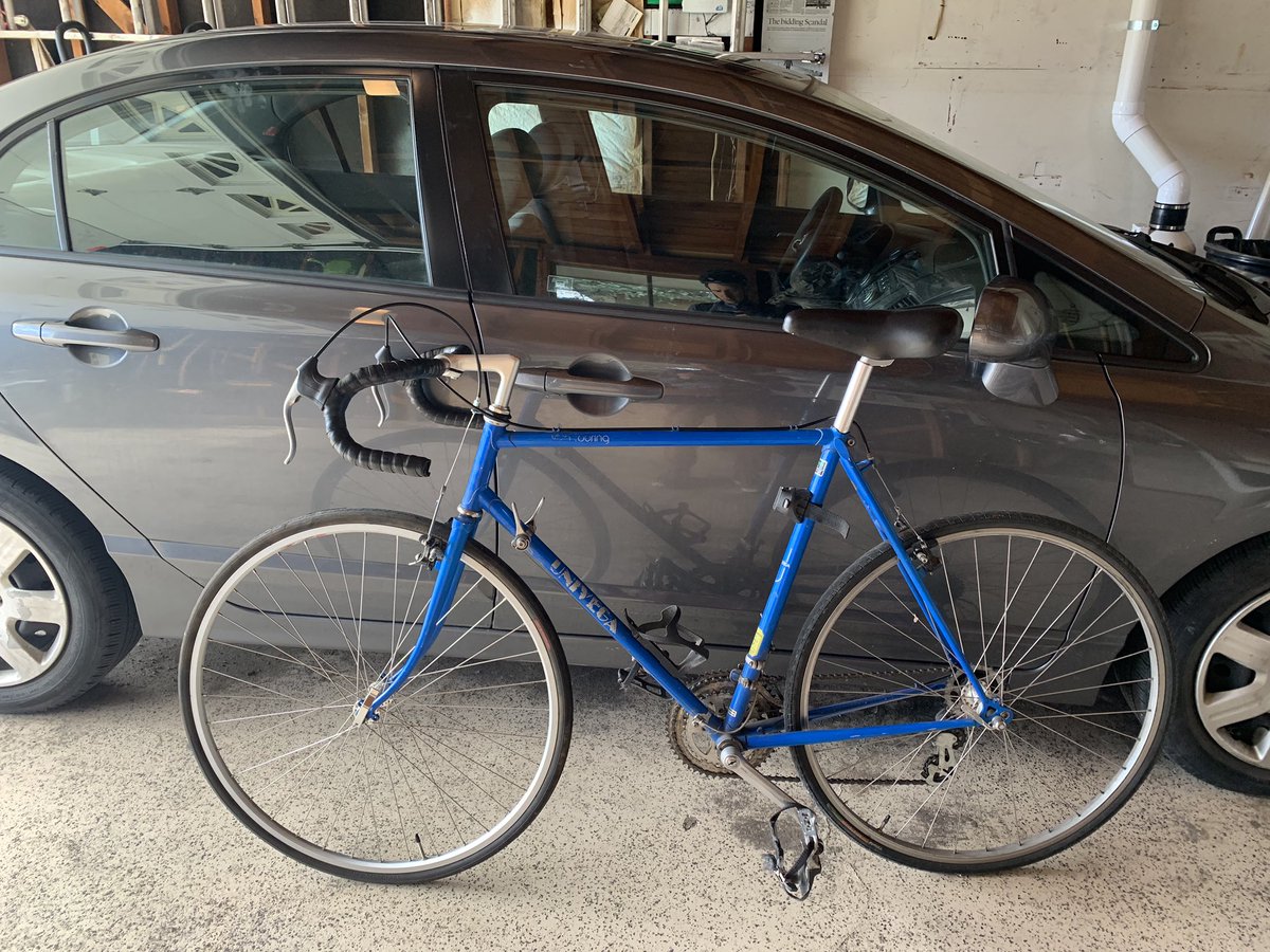 AndyKnny's tweet photo. Guess which one stays in the garage today. #RTDGLine https://t.co/dDWGLq2hja