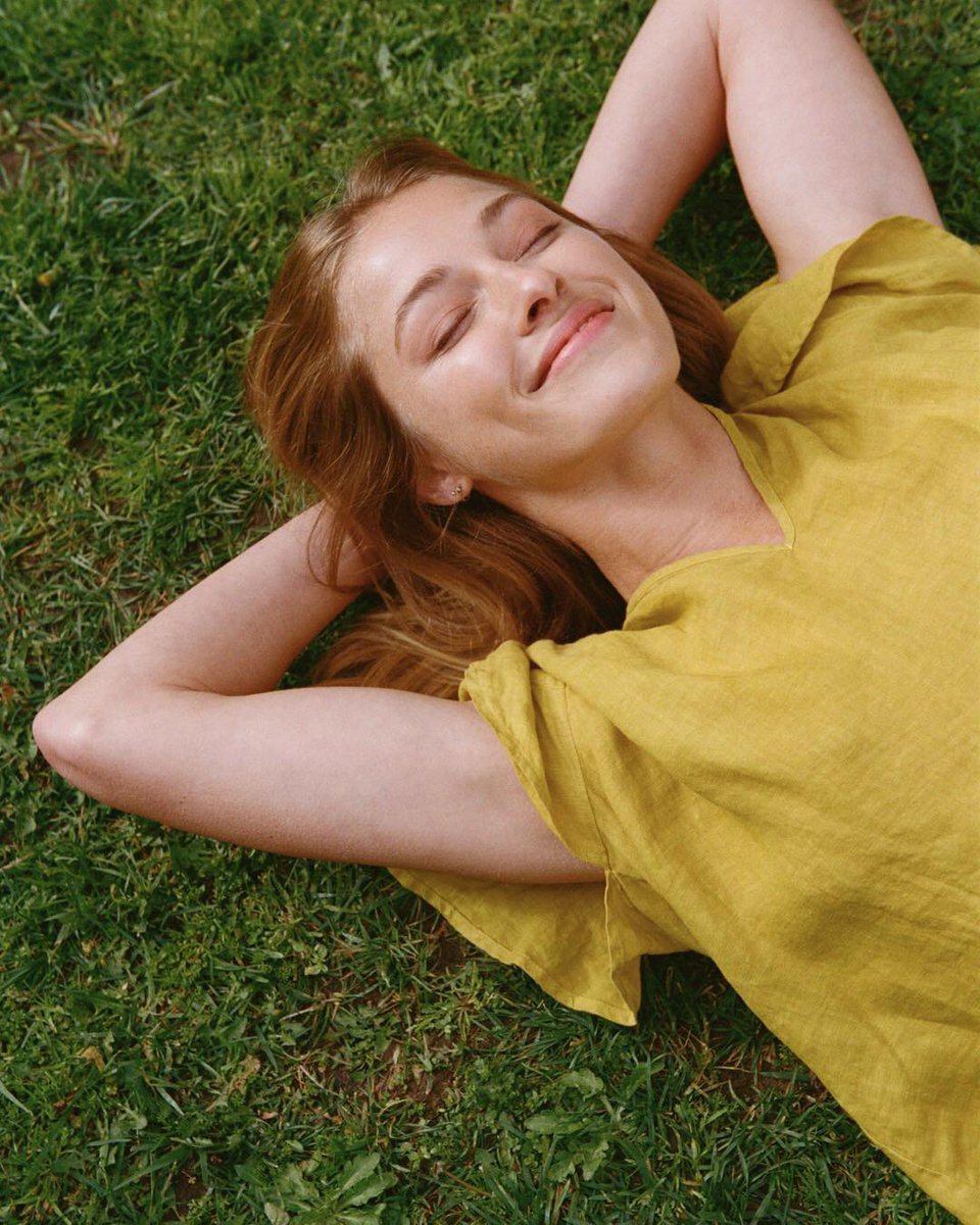 VelvetTees_EU's tweet photo. Sunshine dreaming 🌞
.
.
#laidbackchic #spring2019 #invelvet #elevatedstaples https://t.co/jSOTaSl7Zz