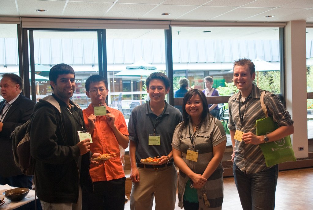 levalee's tweet image. Happy #etug Flashback Friday 2009-10! Check out this video @etug. Will be sure to put a smile on your face. See if you  can spot your (much younger) self! bit.ly/2UJmEwS For the full post: bit.ly/2DBAagt