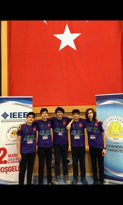 FLL sürecimiz bitti ama içimizdeki robotik aşkı bitmedi! 💜💜💜 25-26 Mayıs 2019 tarihlerinde Dicle Üniversitesi IEEE öğrenci kolunun düzenlediği Uluslararası 2. El - Cezeri Robot yarışmasında Labirent Çözen Robot Kategorisinde 1. yiz !