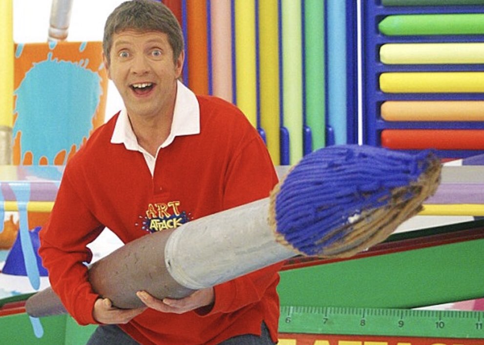 Guys do you remember watching Art Attack as kids? 😍