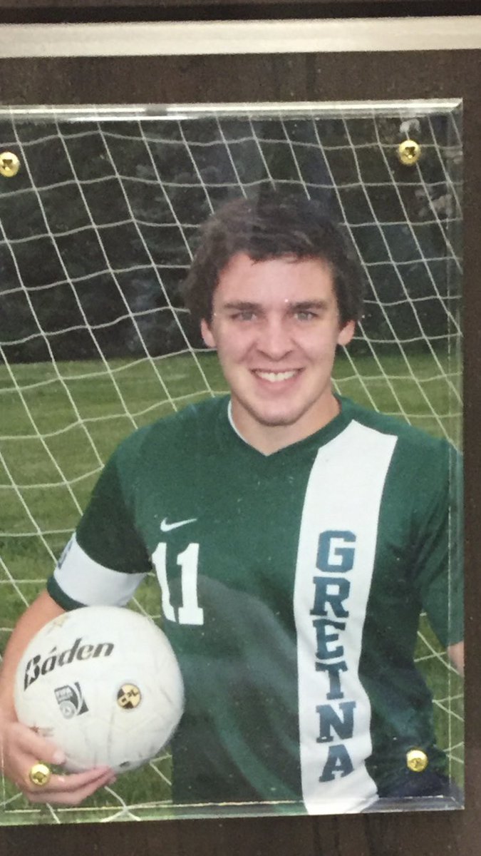n_fibz's tweet photo. Happy bday “Bickle” maybe score a goal tonight? @ben_bickel https://t.co/UHRQ5MxgwM