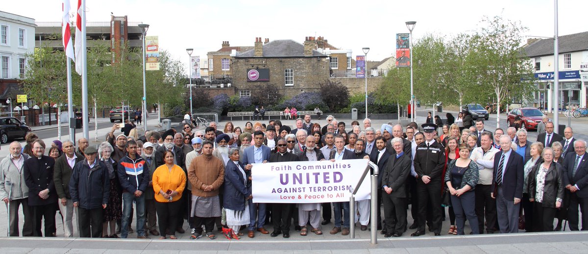 cohesionplus's tweet photo. Thank you to all faith and community groups who attended the gathering on #CommunitySquare @graveshambc @GravesendTCM to remember victims of the awful #SriLanka attack #unity #united #StrongerTogether https://t.co/5WGtZta6gM