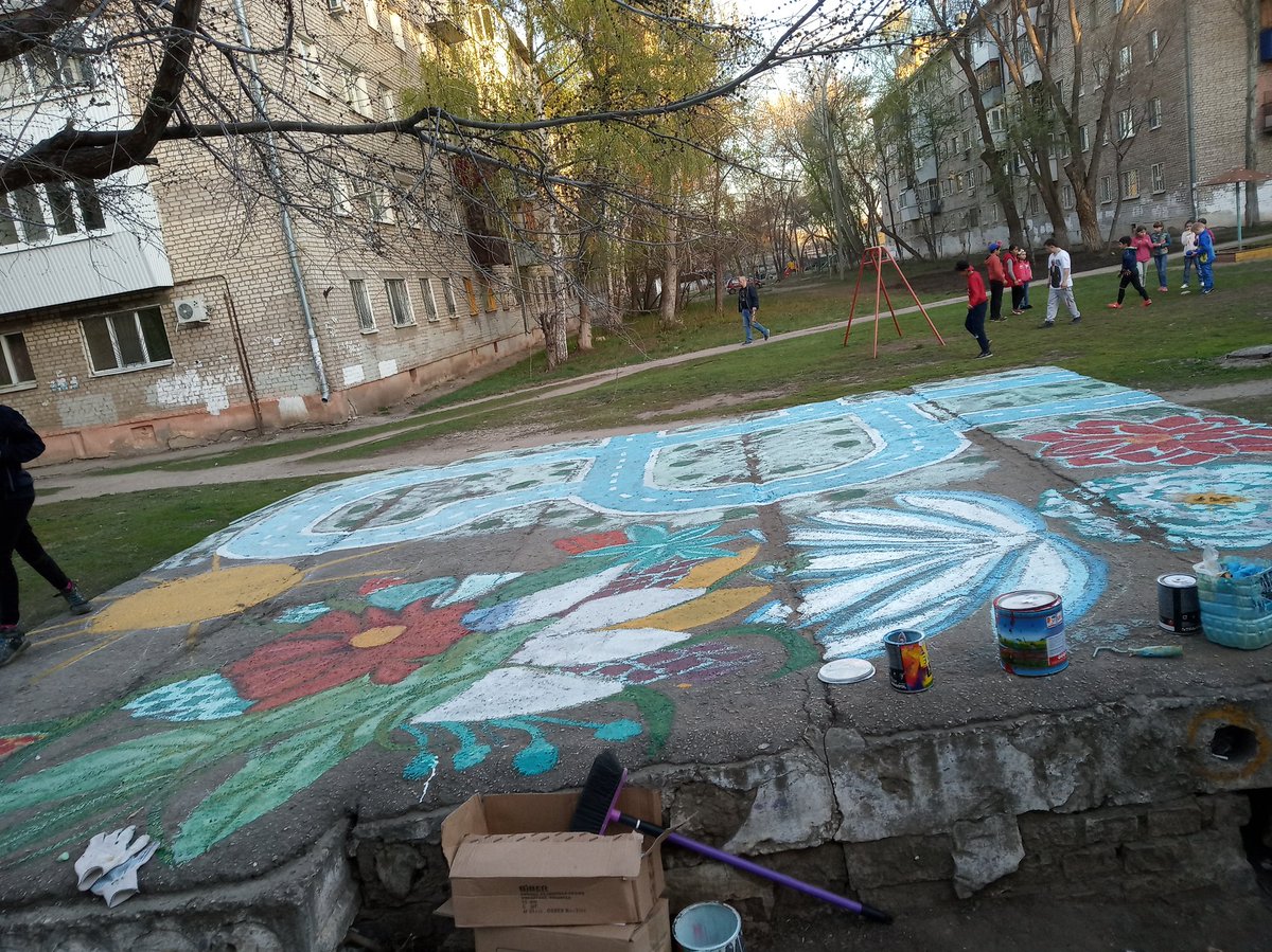 Наполняем пространство двора правильной энергией. Детства. 
<a href="/promadm/">Promadm.samara</a> <a href="/Chernyshkov_VA/">Чернышков Владимир</a>