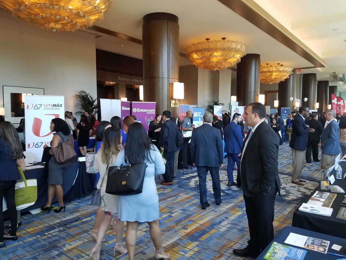 HoustonOBO's tweet photo. With our partners @HispanicHouston at the Annual Luncheon & Business Expo. Director @CarleciaDWright invites you to stop by our table to learn about business opportunities with @HoustonTX and other entities across #Houston. #StrengthInNumbers #HispanicHouston #HispanicInfluence https://t.co/cwbANnfyvE
