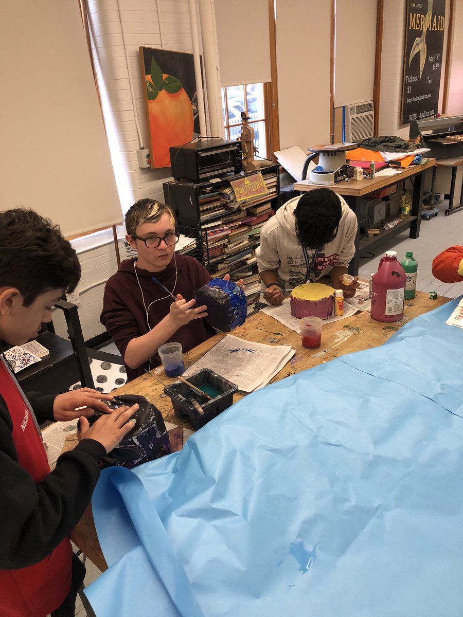 timeforbetty's tweet image. Wayne Thiebaud inspired cake designs! @WeehawkenTSD #weeCreate #sweet @RobFerullo4 @WeehawkenVP @FAmato53 @theresa_milos