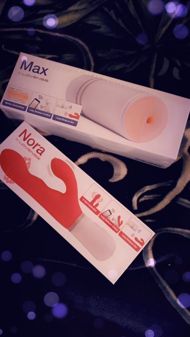 So many new toys. Come play with me baby!  @Tinyjxoxo #juicyjay @camgirl @CamGCollective @InteractiveToys<a class="tags" target="_blank" title="On Twitter" href="/?out=eyJ0eXAiOiJKV1QiLCJhbGciOiJIUzUxMiJ9.eyJpYXQiOjE3MjY4NDUxNDgsImlzcyI6InR3cG9ybnN0YXJzLmNvbSIsIm5iZiI6MTcyNjg0NTE0OCwiZXhwIjoxNzU4MzgxMTQ4LCJyZWRpcmVjdF91cmwiOiJodHRwczovL3R3aXR0ZXIuY29tL1RpbnlqeG94byJ9.0d55jknTJ_u0Vu1JqJahv1bWhKM-iomZ31dHHyBU4zf8c7AZbG3cVSEVzGjmYmnt0jsis--tXNb2ZZWKuFmfKw">@Tinyjxoxo</a><a href="/tag/juicyjay"class="tags"><span>#juicyjay</span></a>