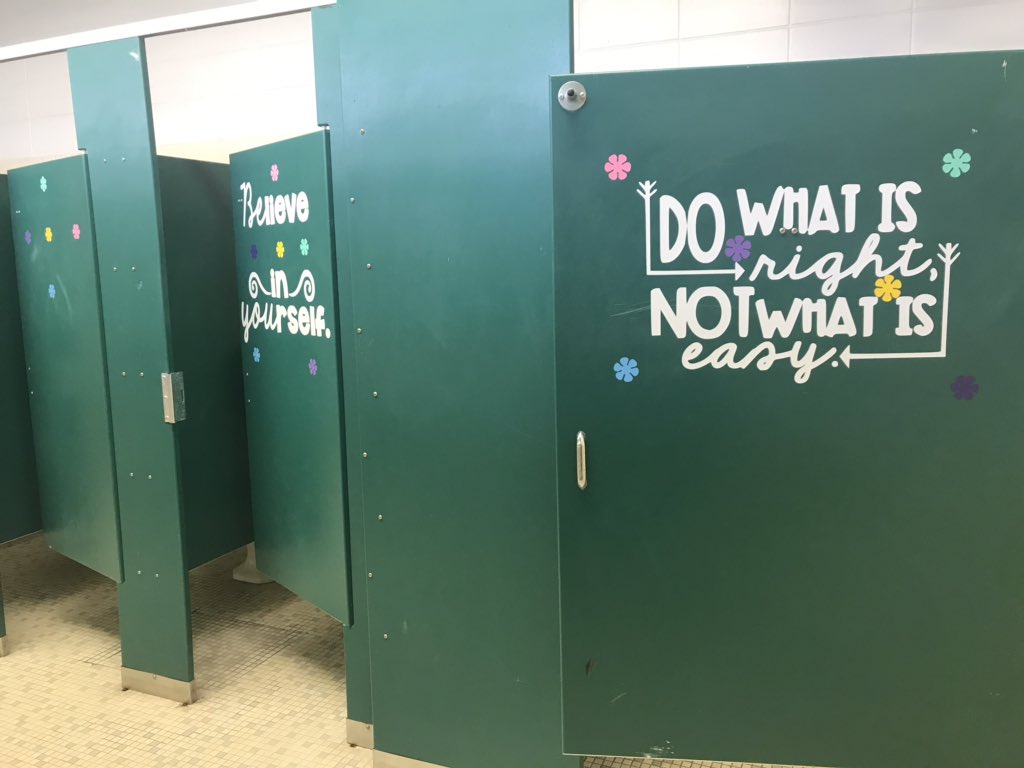 moretuzzomay's tweet photo. Our SAC committee made our intermediate girls and boys happy! They love the bathroom update! @HCPSRobinsonES https://t.co/QzIIH7mkCL