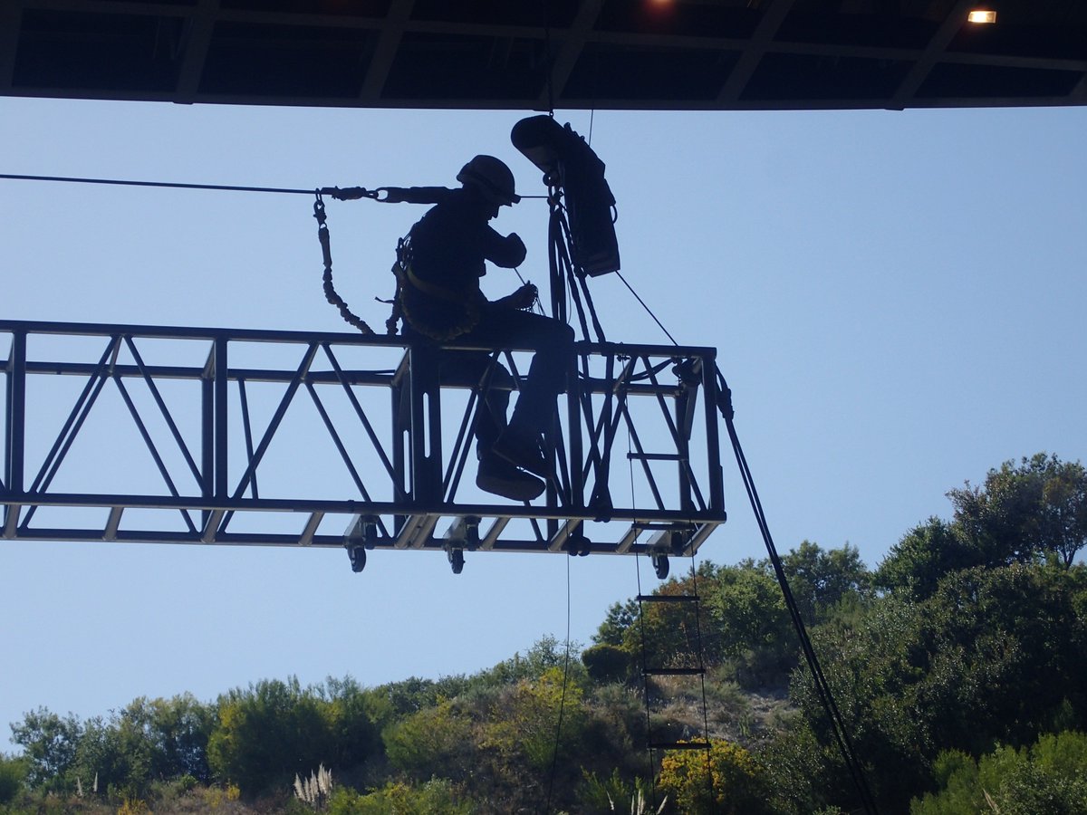 IATSE's tweet photo. There is no show, no project, and no rigging points that are worth your life. #RigSafeDay is a chance for us to bring awareness to rigging safety in our workplaces and continue the fight for better safety &amp; health standards for workers in the entertainment industry. @usitt https://t.co/6JV55Q6r6z