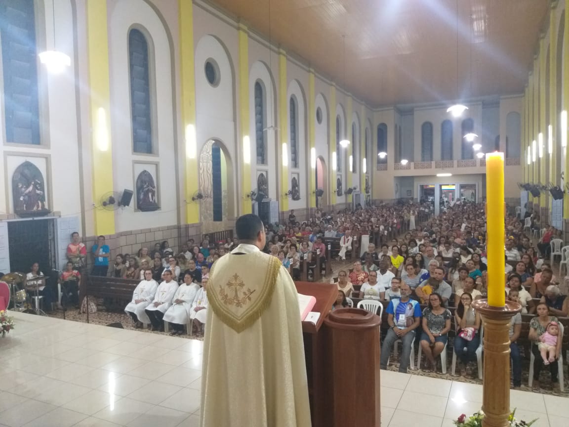 psjojp's tweet photo. "Como José, cada família disposta a acolher Jesus sempre viverá em uma Páscoa transbordando em alegria."

Palavras do Padre Fábio Galdino da Paróquia São joão batista do Costa e Silva.
-
#novenáriodesãojoséoperário #psjojp #pascompsjojp https://t.co/PAXgTHUrU9