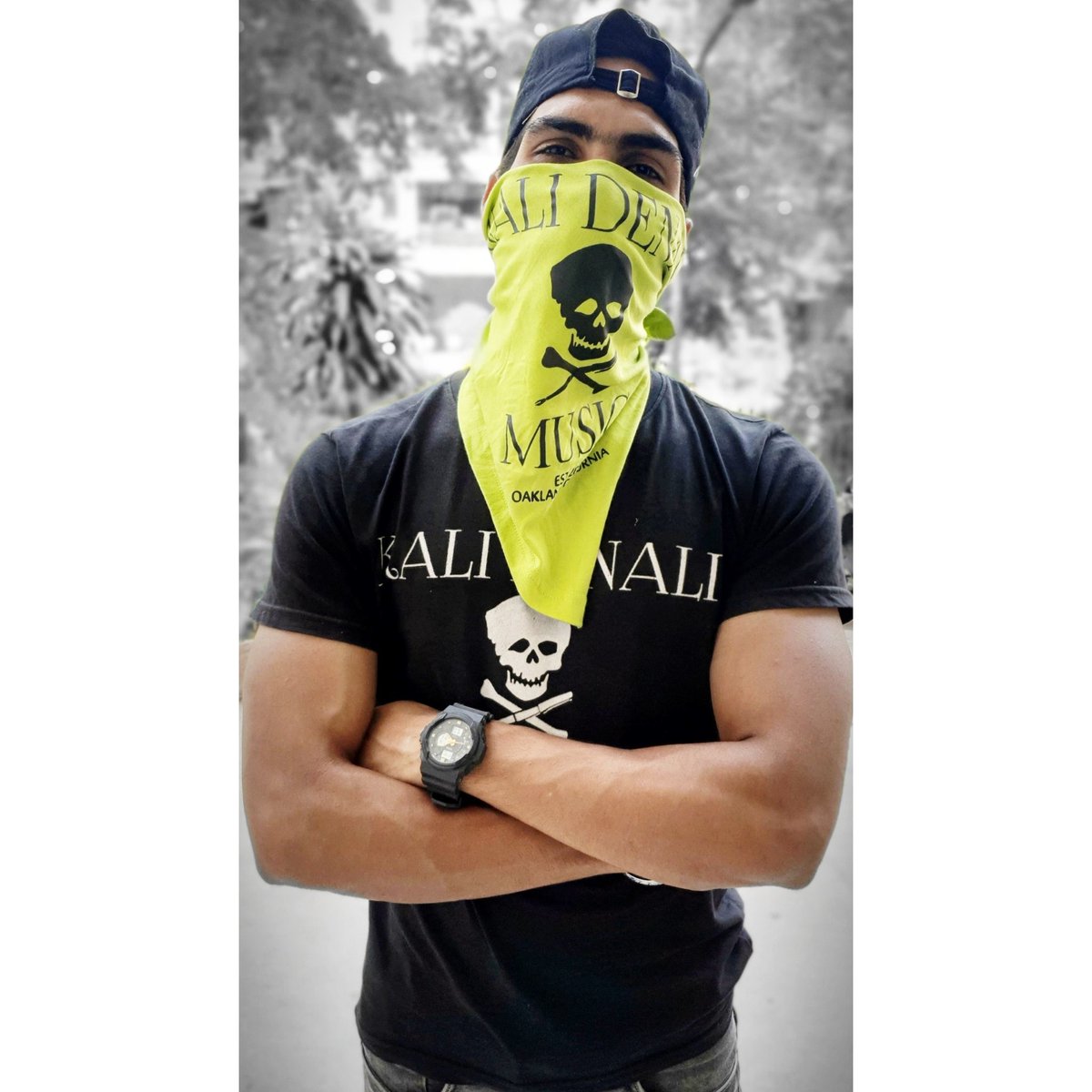 meenapawan977's tweet image. Kon Meinu Rok Paaye
Jandi Hai Ta Jaan Jaye
Hun Hoke Rahwanga Main Inna Mashhoor🖤☠🙏🏻 .
@iambohemia @kalidenalimusic
.
.
#kalidenalimusic #ilooklikebohemia #bohemia #kdmseason2 #snbv2 #diehardfan #reallove #gift