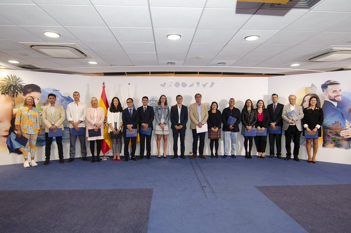 HDHotels's tweet image. La Red Canaria de Responsabilidad Social Empresarial impulsada por el Ejecutivo canario suma ya 156 empresas, de las que el Grupo HD, ha formado parte.
Nos sentimos orgullosos :)
youtu.be/0KAn5tbNk0Y