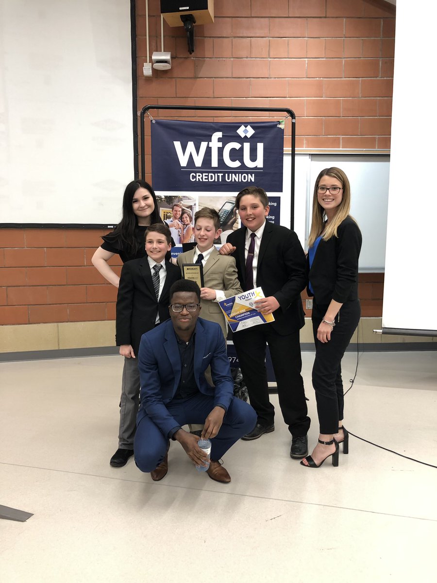 mrs_fraba's tweet photo. Thank you to Enactus and all of the members of Youthrive who organize this amazing program! They do this strictly on a volunteer basis and they are incredible role models for our students! @AVG_Griffins @youthrive1 https://t.co/i468aQNsYe