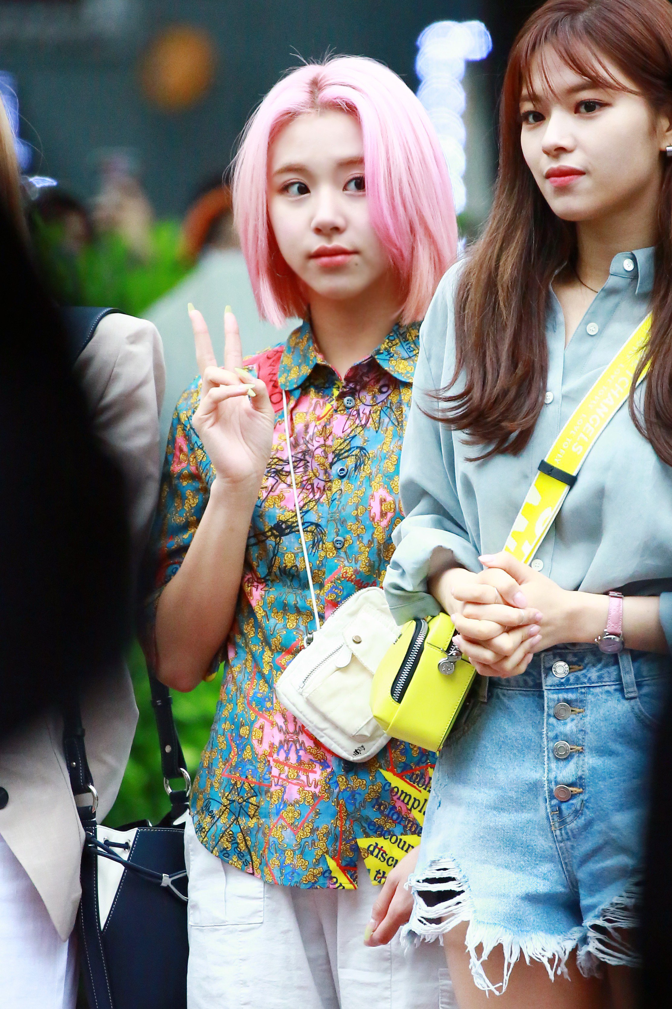 D5FAwUfU4AAFSWG.jpg:orig