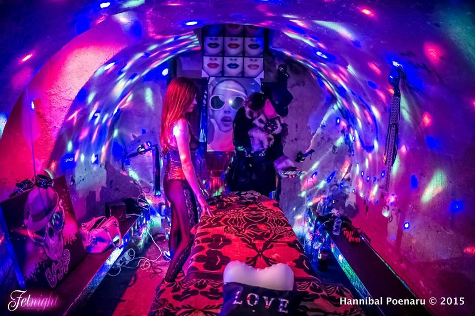 5) Des massages (si, si, parce que lever le coude ça fatigue !)