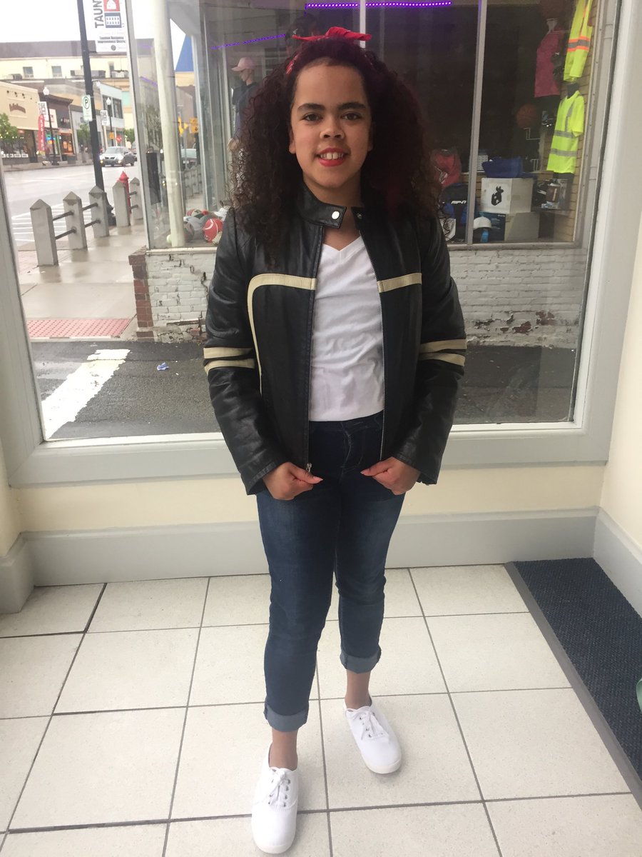 NicoleM00166225's tweet photo. Decades Day! #50’s #StudentCo #ThisIsParker https://t.co/xEGtZjr38R