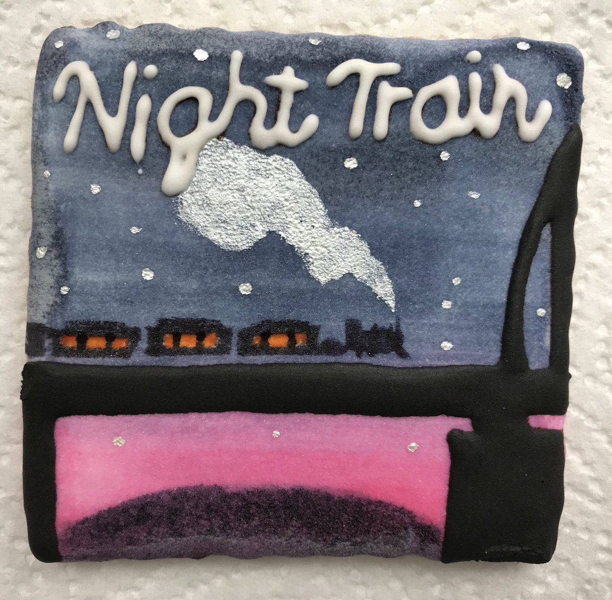 AnnieCRomano's tweet photo. For my NIGHT TRAIN launch party, my friend created these amazing cookies designed after my favorite spread. They were too beautiful to eat! Okay. We ate them...after admiring them a lot! Thanks @deannasoldahome! #pblaunch #nighttrain #cookies #pb #bakertalent @PageStreetKids https://t.co/bKJWcRGgAk