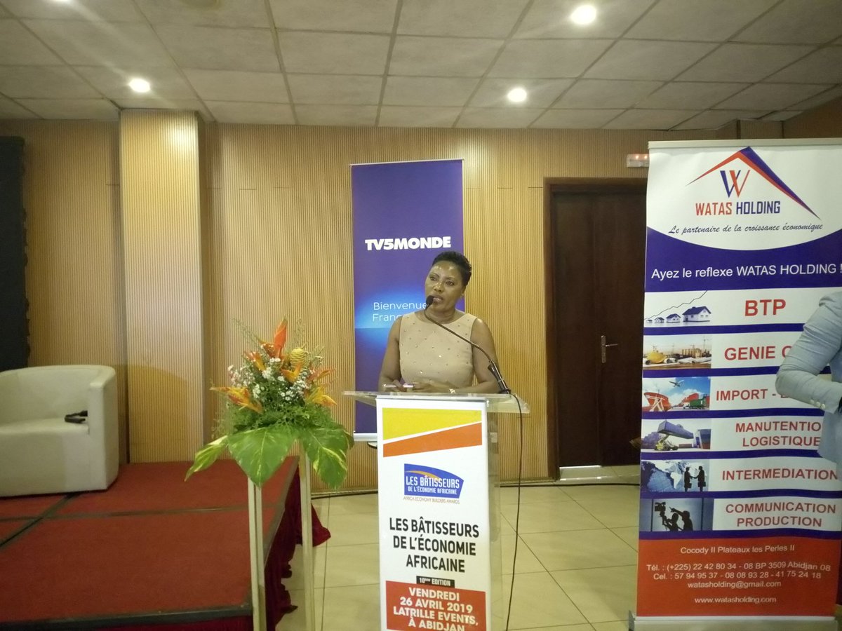 zephiringohia's tweet photo. «L'échec constitue un tremplin en #entrepreneuriat»: Martha Namundjebo-Tilahun, PGD de United Africa Group de #Namibie au 1er panel du forum des #bâtisseurs de l'#économie #Africaine. #AvecTV5MONDE @TV5MONDEAfrique @abrandNews @PauseDigitale #innovation https://t.co/An4gjZ2fEA
