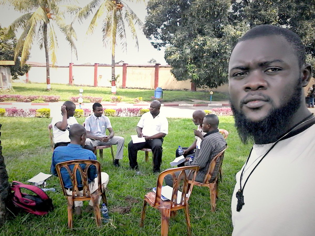 KasongoIlunga01's tweet photo. ⭕ #RDC: Avec plusieurs organisations de la société civile; le Mouvement Panafricain #BISOPEUPLE a participé au symposium organisé par le #Recic le 18/04/2019 sur la redynamisation de OSC.
#BISOPEUPLE #AfricansRising  #Telema  #AfricaWeWant #25May https://t.co/z7dlhpCLXk
