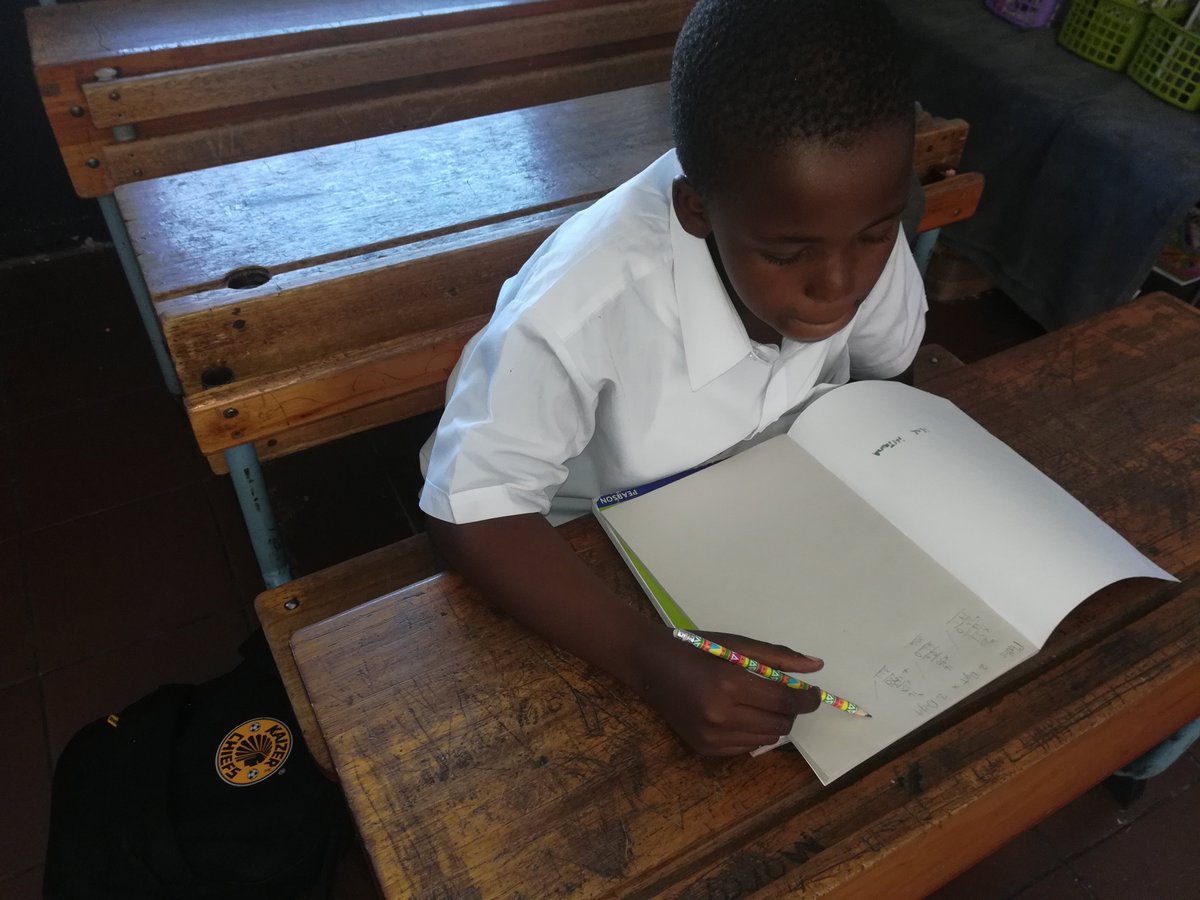 MsKPN8's tweet photo. With a class of 42, my little extra class group on a Thursday afternoon is such a special time to connect and touch base with https://t.co/KS6IHH5Ypo well as a time for the quieter learners to ask questions and have their time to shine. #OmsZA @belindapetersen https://t.co/8MwtrG7g0l