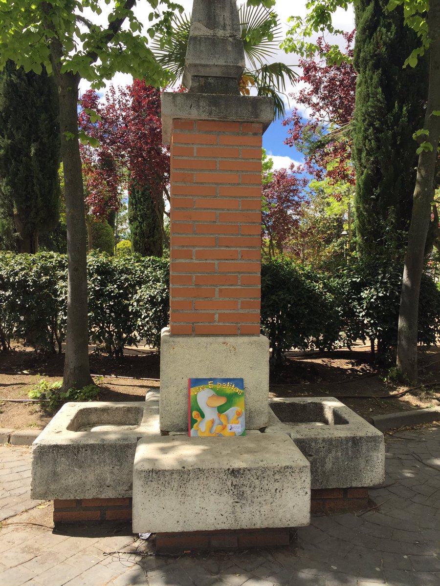 BiblioMostoles's tweet photo. Hoy ha sido una mañana de #Trotalibros. ¿Te encontraste con alguno? https://t.co/gs11L4OQ7z