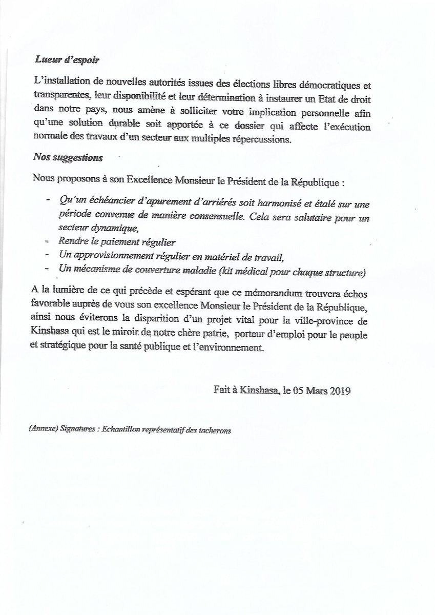tshisekediste's tweet photo. Les balayeurs de la ville de Kinshasa qui continuent à faire des sit-in devant les ministères du @BudgetComRdc et de finance déplore la mauvaise foi de ces derniers dans la régularisation de leur situation (arriérés de 10 mois) @luchaRDC @VitalKamerhe1 @fatshi13 @juantedbelkas https://t.co/d2BIQreabO