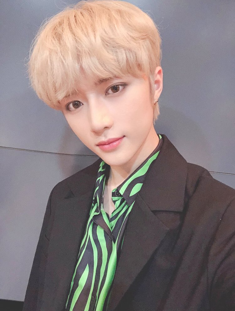 TXTUPDATES14's tweet photo. How was our first Cat&amp;Dog performance today? 
We were able to have an exciting and an even cooler stage because we were with the fans!!
Let's be together, tomorrow too☺️
Ahah also, congratulations to our BTS  [Bangtan Sonyeondan] sunbaenims for no.1 ❤️❣️
🌰 #BEOMGYU. https://t.co/p58hfgqvzM