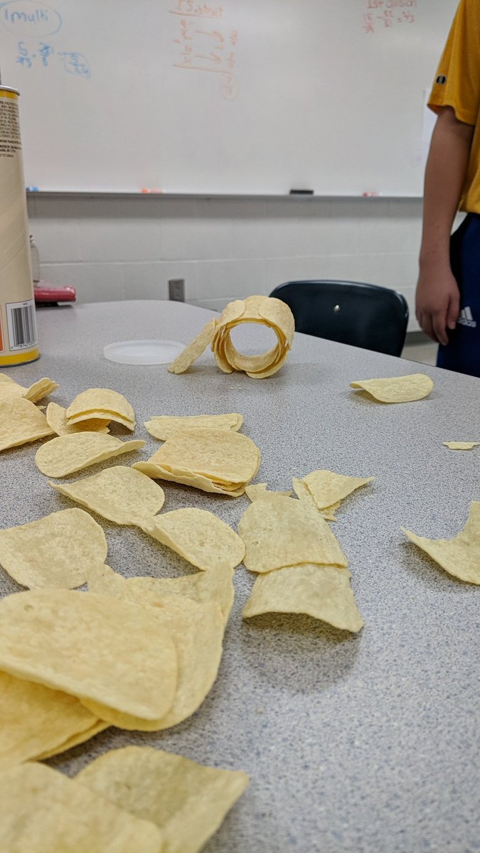 LoriSchroeder2's tweet image. #pringlechallenge