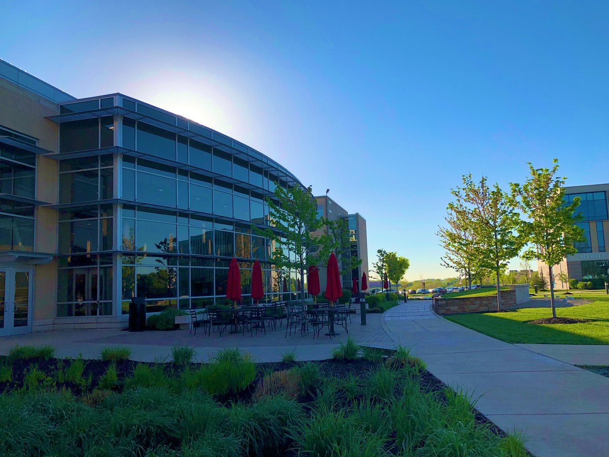 Weather report: Nice and sunny from <a href="/MaryvilleU/">Maryville University</a>. #stlwx