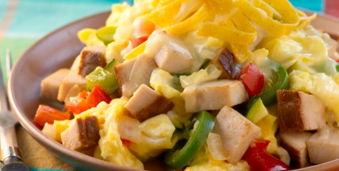 ServeTurkey's tweet photo. Good morning, #turkey friends! Weโre getting ready for another adventure, so we need a hearty #breakfast to keep us going. Packed with protein to keep you satisfied, our Smoked Turkey Migas are #feelfull food. #tryturkey https://t.co/VlXMfjMD9K https://t.co/nBpY3X13No