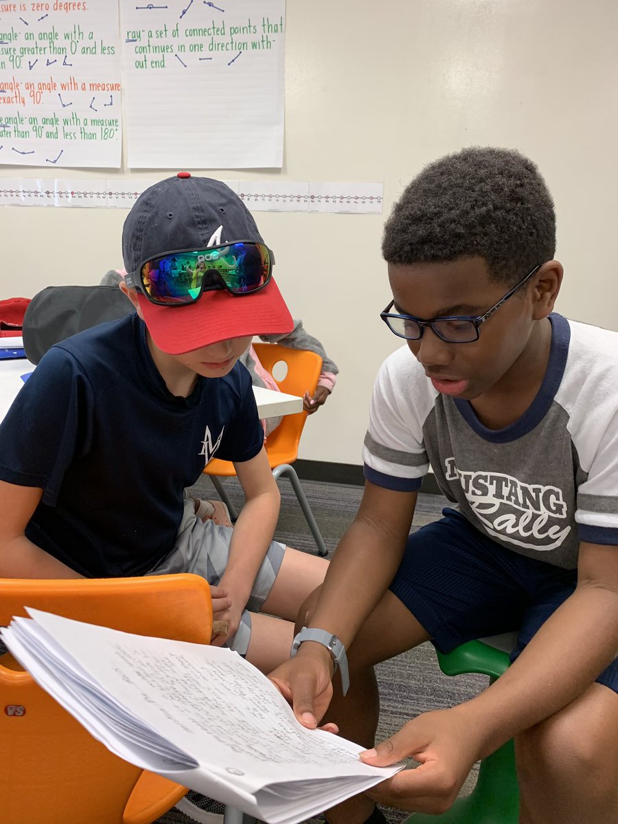 AMTRutledge's tweet photo. 3rd and 4th graders share their informational writing and give feedback to improve #MVPSchool https://t.co/oENSfDtBhc