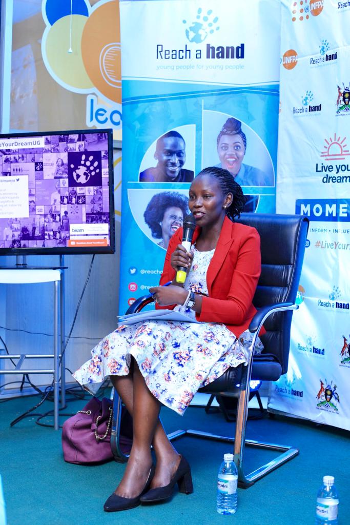 She stood for Guild President @Busitema1 just to prove a point that it is never about gender. It just depends on one's ability and potential.
Guess what, she won💃💃💪@zillamary
#LiveYourDreamUG