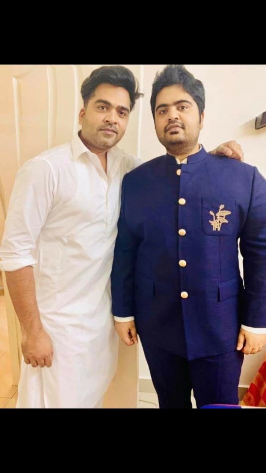 RakeshSTR1's tweet photo. #STR and our lovable brother #kural happy wedding
#thalaivan #STR #simbuforever
@Strmachimadhan @gokulstr_gs @MahatOfficial @jawa_str @STR_Fc_Trichy @iamharishkalyan @Premgiamaren @iamyashikaanand @trishtrashers https://t.co/ODdDHb2DgB