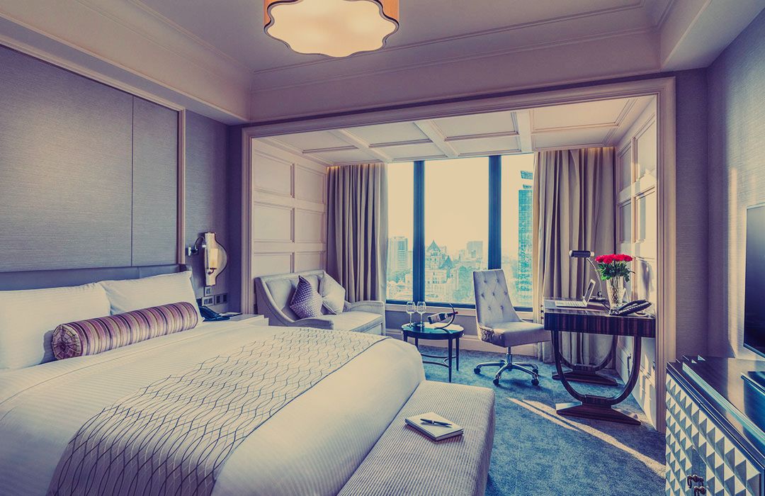 WorldHotels's tweet image. Did you know #CaravelleSaigon is the first and only hotel in #Vietnam which has been recycling treated wastewater for cooling tower and toilet flush since 2010? The hotel recycles up to 40,000 m3/year! 
Check it out➡️ bit.ly/2W6EmMj
#GreenHotels #WorldHotelsCollection