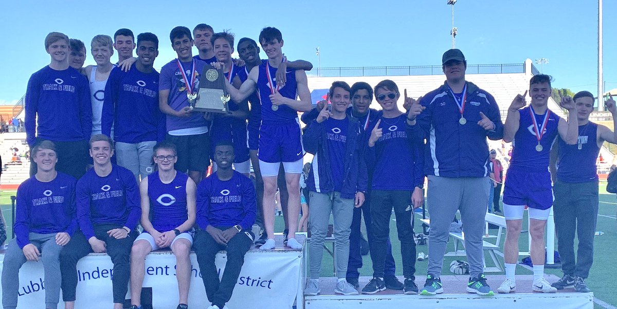 RandyRikel's tweet photo. Keep it going Eagles 🦅   Time to bring home the regional 🏆#runfast #throwfar #jumphigh #gotostate @CanyonAthDept  @TobyTucker @CanyonBoysTrack @LadyEagleCC https://t.co/y2avhUtCV4
