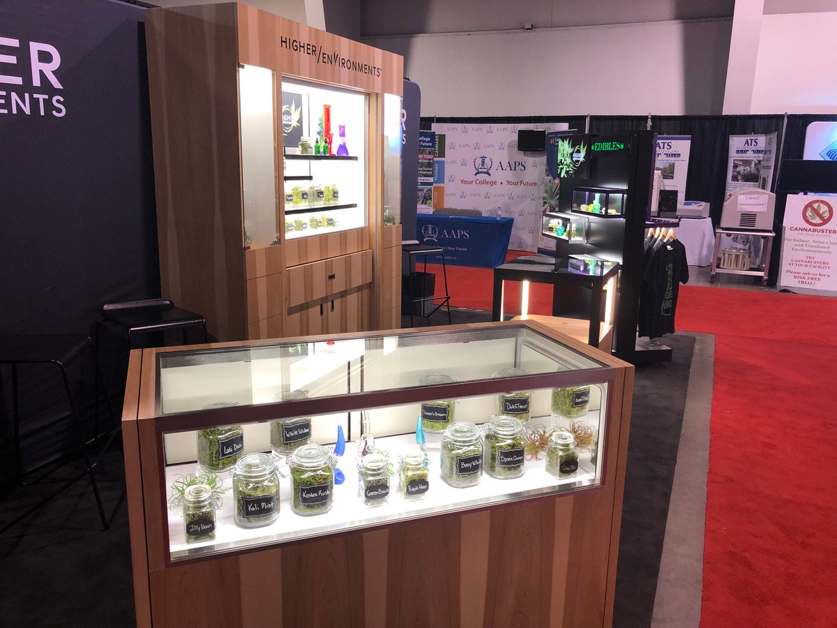 HigherEnvironm1's tweet photo. @HigherEnvironm1 Booth 619 @OCannabiz  - Please stop by and see what all the buzz is about! https://t.co/o2e0kfvy9g