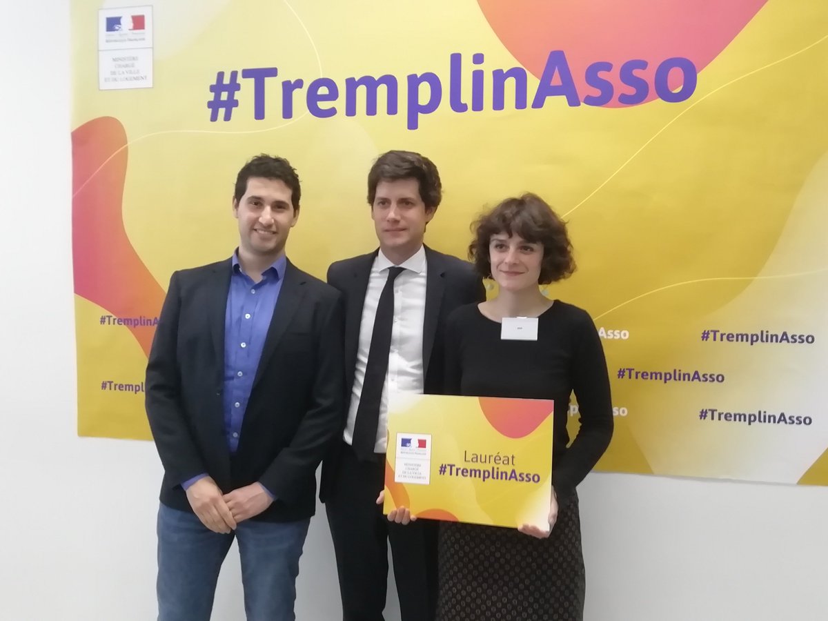 L'Adie est lauréate du #TremplinAsso du @CGET_gouv ! Cette reconnaissance nous permet de valoriser le programme #JeDeviensEntrepreneur dans les quartiers prioritaires de la ville, où le renforcement du lien social est primordial.
👉 En savoir + :  bit.ly/2GJdIEc