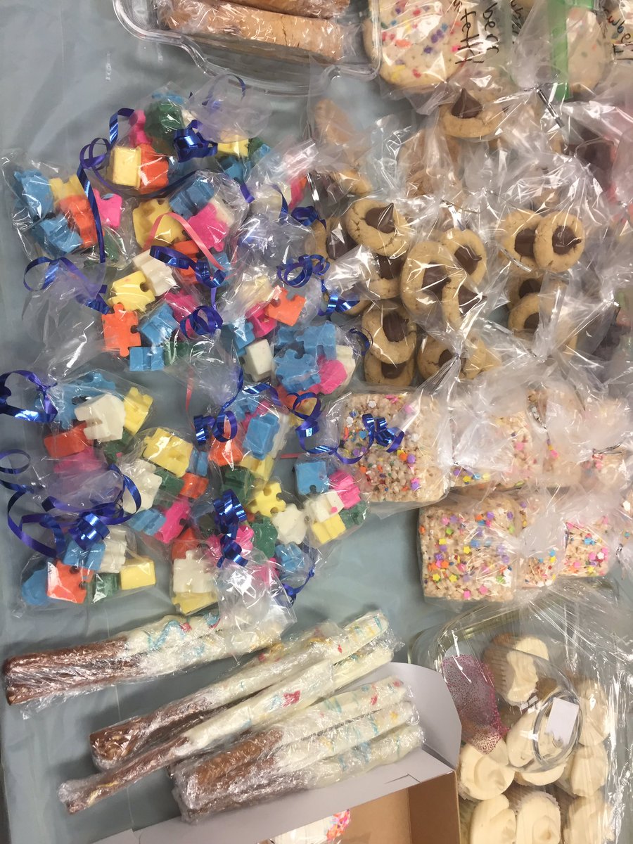 Linda Textoris (@textorislcps) on Twitter photo So many delicious treats at our Lovettsville Autism Bake Sale. Thank you to our bakers and sellers for making it such a special day! <a href="/TextorisLCPS/">Linda Textoris</a> <a href="/AshleyBarkley/">Ashley BarkleyLCPS</a> #LCPS19 So many delicious treats at our Lovettsville Autism Bake Sale. Thank you to our bakers and sellers for making it such a special day! <a href="/TextorisLCPS/">Linda Textoris</a> <a href="/AshleyBarkley/">Ashley BarkleyLCPS</a> #LCPS19