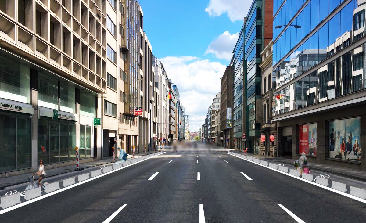 SmetPascal's tweet photo. Nous créons de la place pour les cyclistes sur la rue Belliard. Il s’agit d’une nouvelle étape importante et symbolique vers un Bruxelles toujours plus cyclable.🚲

@onebrussels https://t.co/2md8FmrNqg