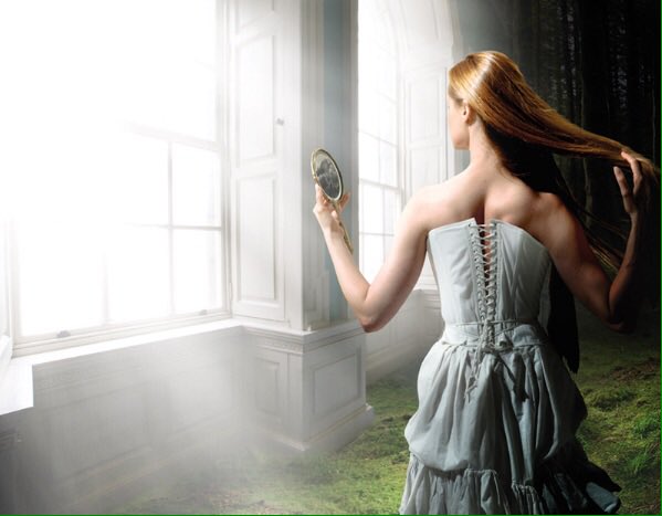GHQdesign's tweet photo. #tbt operatic dreams ☁️ #GraphicDesign #branding #opera #Ireland https://t.co/qTGuFF8Rds