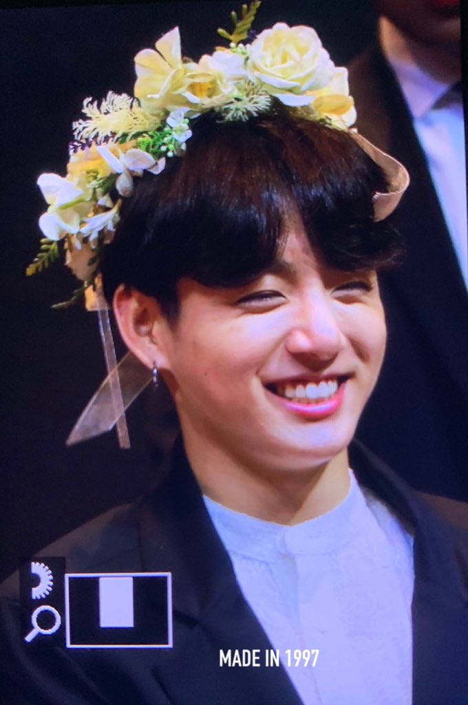 madein1997_jk's tweet photo. 190426 미화당 
#정국 #JUNGKOOK #BTS #BBMAsTopSocial BTS @BTS_twt 랜덤짤 https://t.co/rC4c77Gq75