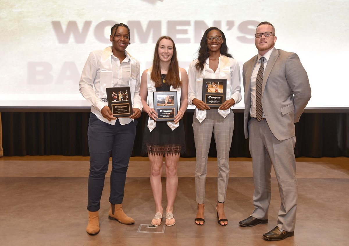 AUTrojansWBB's tweet photo. Congratulations again to our seniors on an amazing career!! We can't thank you enough for all you have done for this program! Your leadership will truly be missed. By the way, great job on making @Coach_JB_ look good!! #AUWBB https://t.co/S7vFQgEDMR