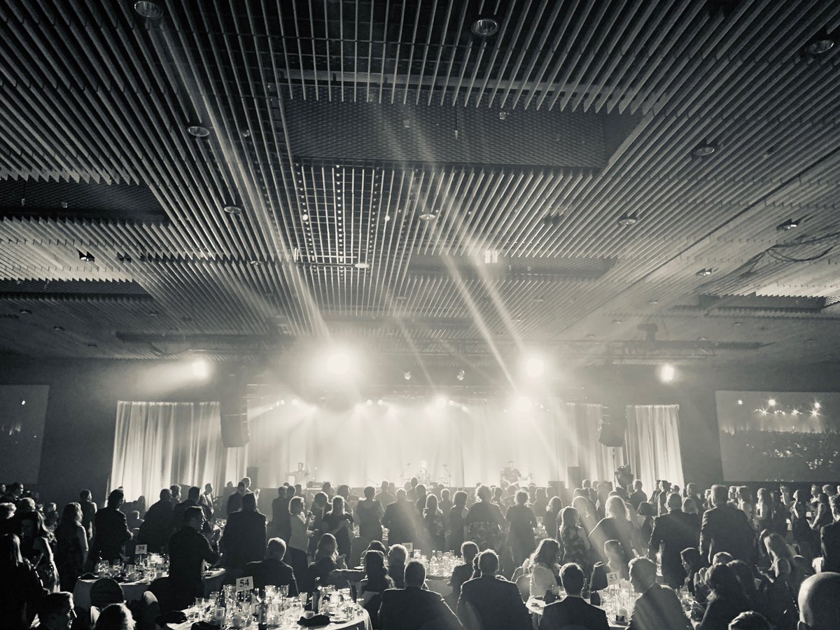 IBAManitoba's tweet photo. Thank you everyone who came out this week! We appreciate the support and look forward to seeing you all again next year!! #IBAMBROKERCON #convention #dinner #entertainment https://t.co/ryC9tyLua2