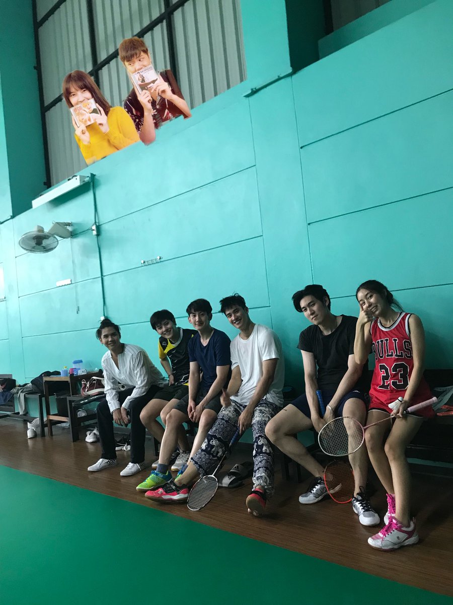 เมื่อเรามาช้า ส่วน<a href="/Janhae/">JH</a> เสียสละถ่ายรูปให้ทุกคน แล้วเราอยากมีส่วนร่วมในภาพ @Ciize_ziizha <a href="/Tawan_V/">เทย์ทาวาฬ</a> <a href="/Gunnzsmile/">gunsmile</a> <a href="/PlPurim/">Pluem Purim</a> <a href="/ssingss/">Ssing Cheewagaroon</a> <a href="/Toptap_jirakit/">TTT</a>