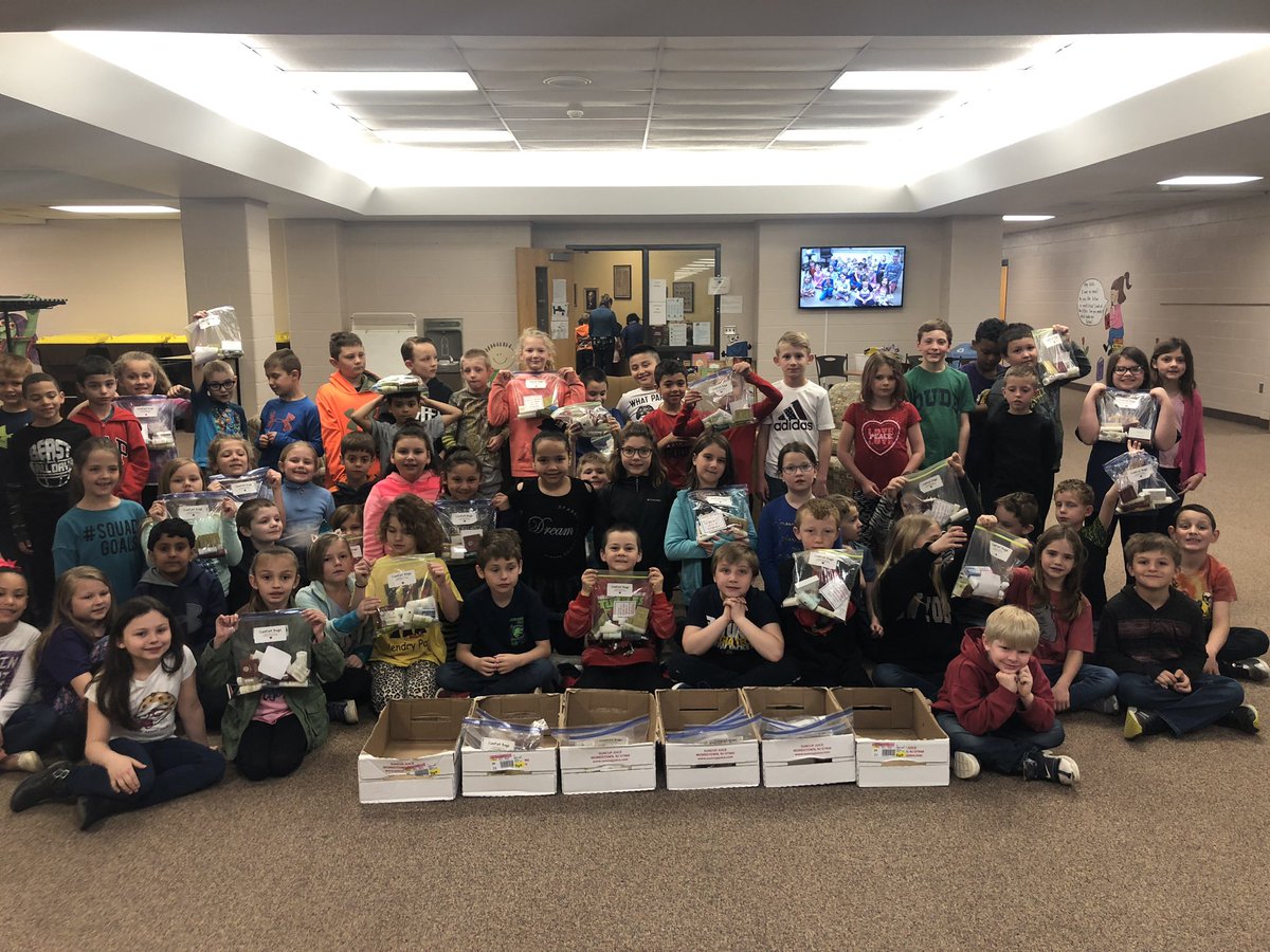 WallaceSecond's tweet photo. Second graders made Comfort Bags for our local homeless shelter. #APride #roadrunners #empathy https://t.co/1XhylRyC67