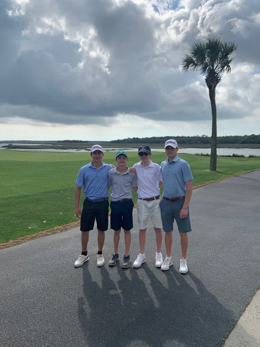 9th hole at Oak Point